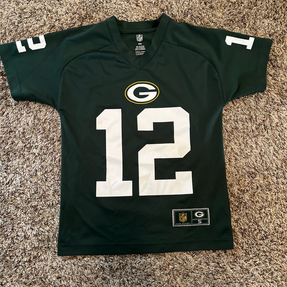 Youth size 8 jersey style top